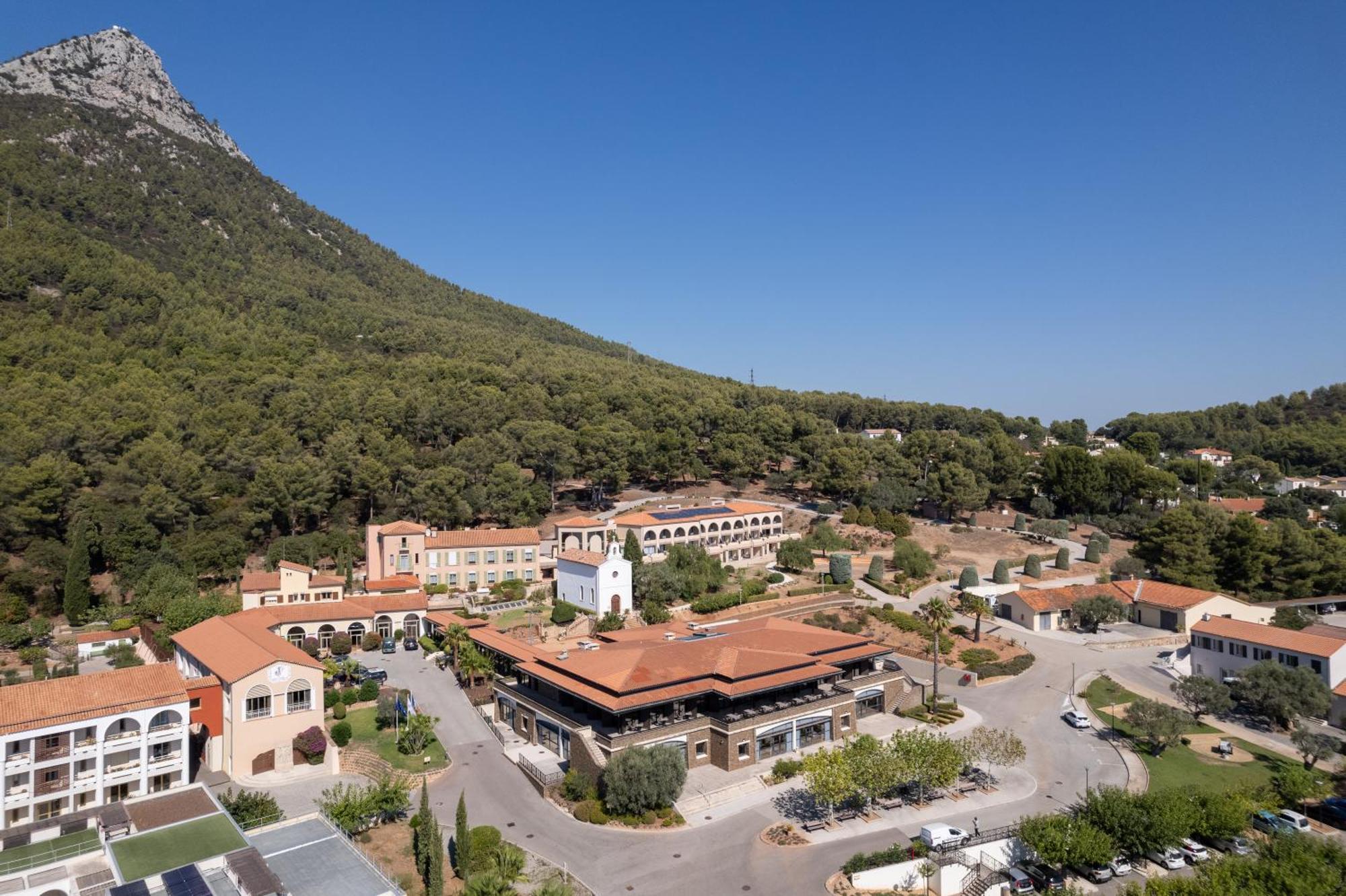 Domaine Des Gueules Cassees Hotel La Valette-du-Var Exterior photo